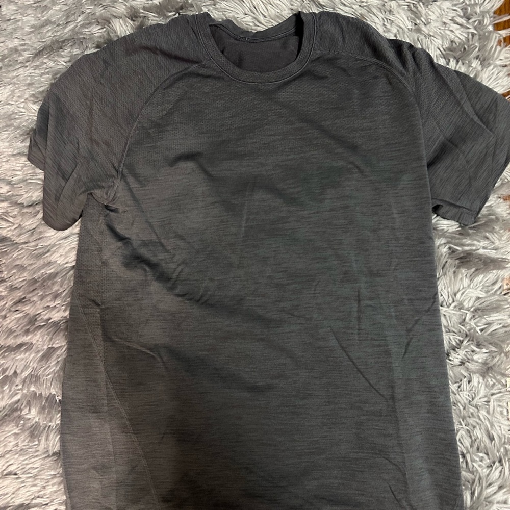 Lululemon Short Sleeve Shirt
